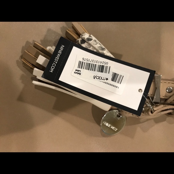 Medium size new purse - Picture 3 of 7